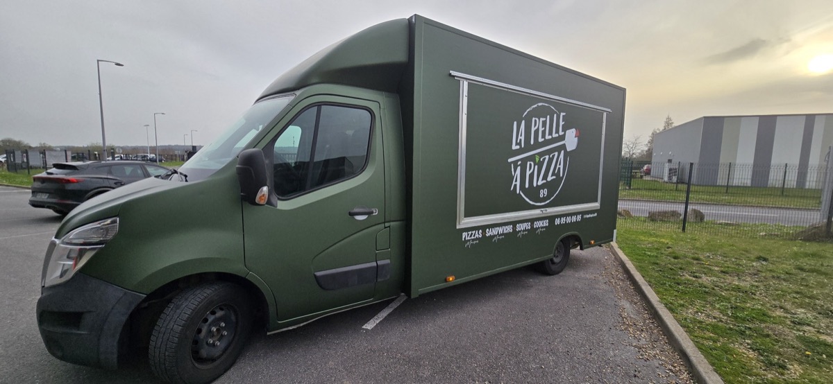 Covering food truck La Pelle à Pizza